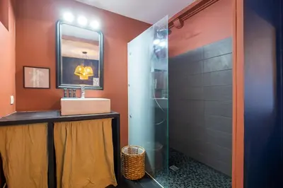 Salle de bains dans l'établissement HONORÊ SUITE DU TEMPLE