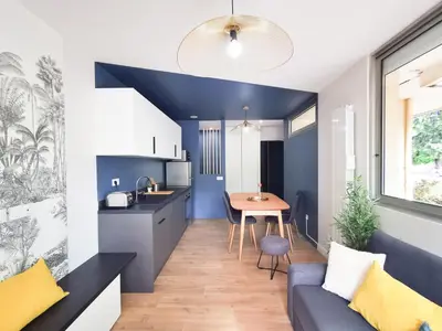 Cuisine ou kitchenette dans l'établissement L'élégant de fourvière