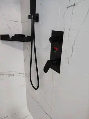 Plan de l'établissement Superbe appartement avec jacuzzi avec jardin privé