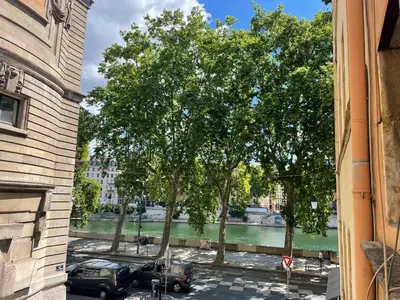 Vue sur la rivière ou le fleuve situé(e) à proximité de l'appartement