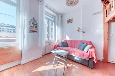 Coin salon dans l'établissement GuestReady - Loft Chic no 7º Arr.
