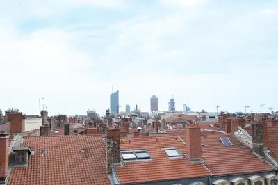Vue générale sur Lyon ou vue de la ville depuis l'appartement