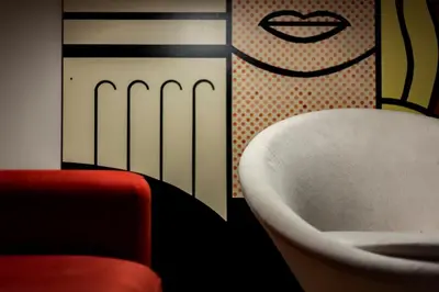 Coin salon dans l'établissement All in Lyon | Duplex design Vieux Lyon