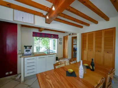 Cuisine ou kitchenette dans l'établissement Gite des Marronniers