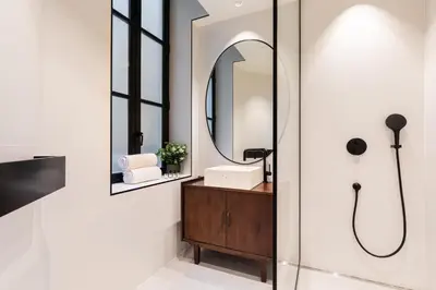 Salle de bains dans l'établissement MOHOM - Bellecordière