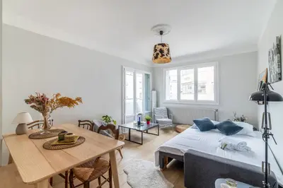 Un ou plusieurs lits dans un hébergement de l'établissement Appartement de la Bannière - Welkeys