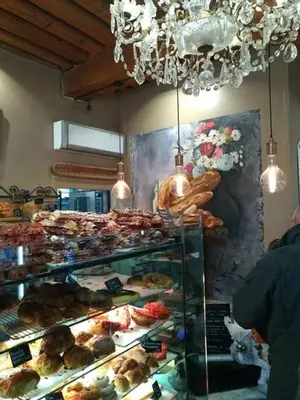 Nourriture dans l'appartement ou à proximité