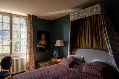 Un ou plusieurs lits dans un hébergement de l'établissement Château de Pramenoux