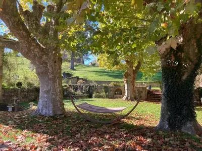 Jardin de l'établissement CHAMBRES DES EAUX 29 