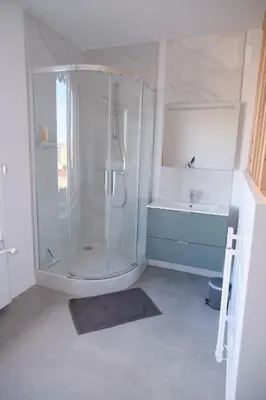 Salle de bains dans l'établissement Grand appartement 80m² - Suite parentale