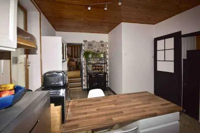Cuisine ou kitchenette dans l'établissement Le Gîte de Félix - Maison chaleureuse 190m2 - 6 ch - 20pers