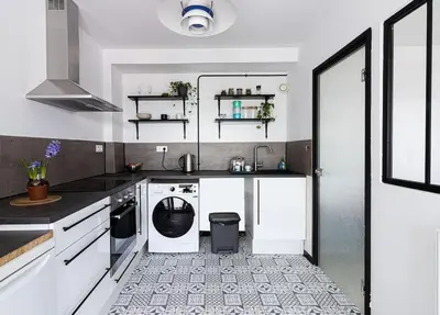 Cuisine ou kitchenette dans l'établissement Logement entier proche de Lyon