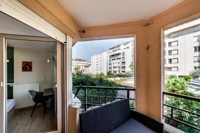 Balcon ou terrasse dans l'établissement All in Lyon | Studio chic & parking