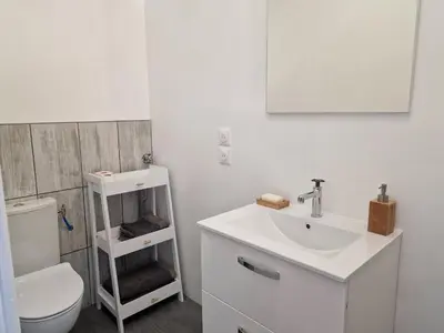 Salle de bains dans l'établissement l'Appart des Pierres Dorées