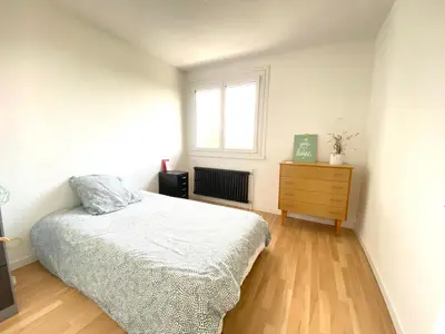 Un ou plusieurs lits dans un hébergement de l'établissement La Villa Tome , Appartement dans maison individuelle, piscine