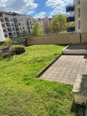 Jardin de l'établissement Studio meublé à Lyon Centre