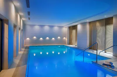 Piscine de l'établissement Domitys Les Pierres Dorées ou située à proximité