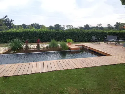 Piscine de l'établissement Chambres d'hôtes - Les Varennes ou située à proximité